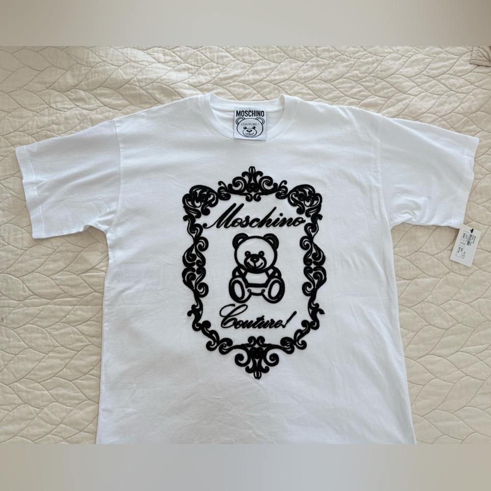 ✨ Moschino Couture Embroidered Teddy Bear T-Shirt | Made in Portugal Size S NWT - Picture 2 of 8